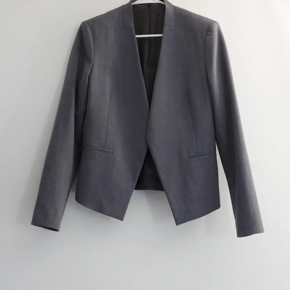 THEORY Lanai Stretch Wool Urban Blazer (Light Blue; size 10) - Picture 2 of 4